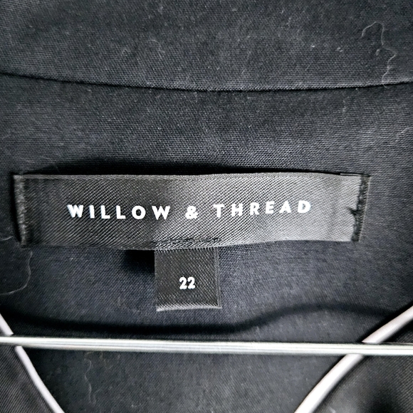 WILLOW & THREAD | 1 button lined blazer jacket - Picture 5 of 7